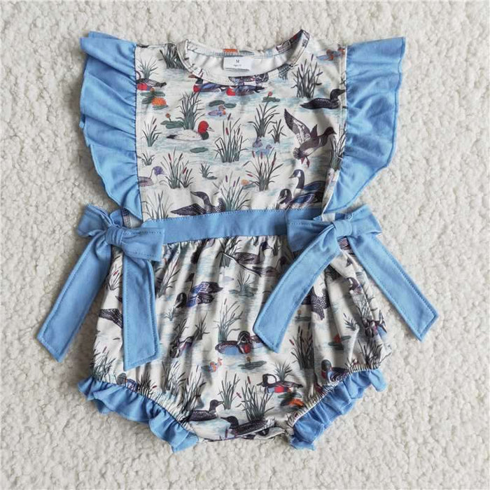 Blue bow duck Bubble