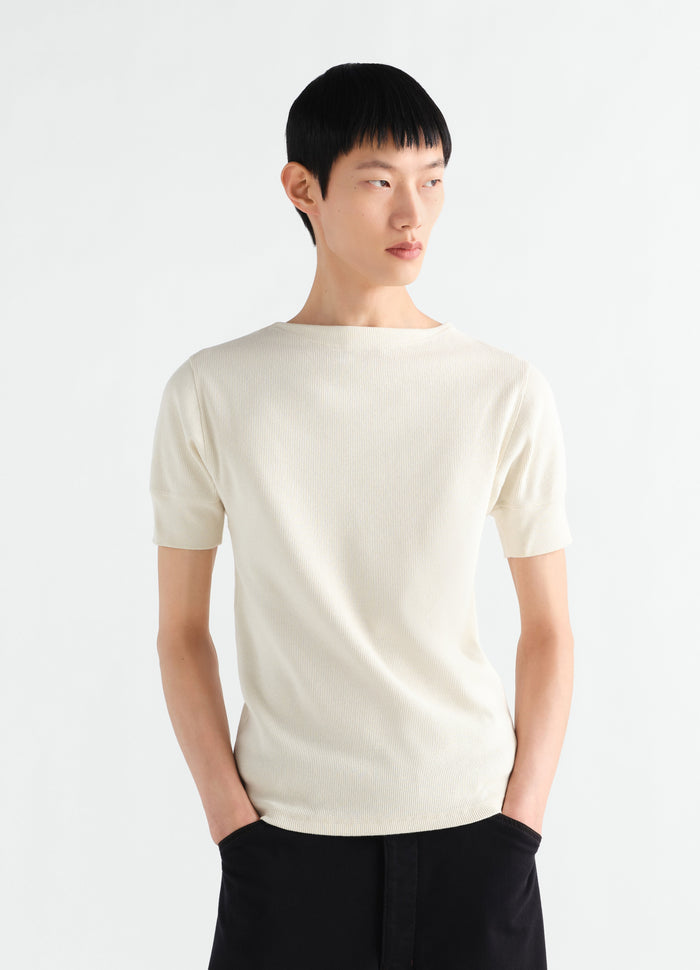 Boat-neck cream ribbed linen-cotton T-shirt LEMAIRE worn by model front view