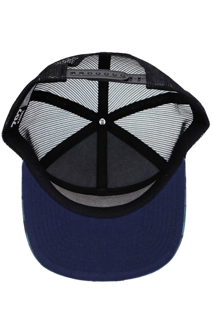 Camouflage Polyester Fabric 7 Panel Flat Bill Trucker Hat