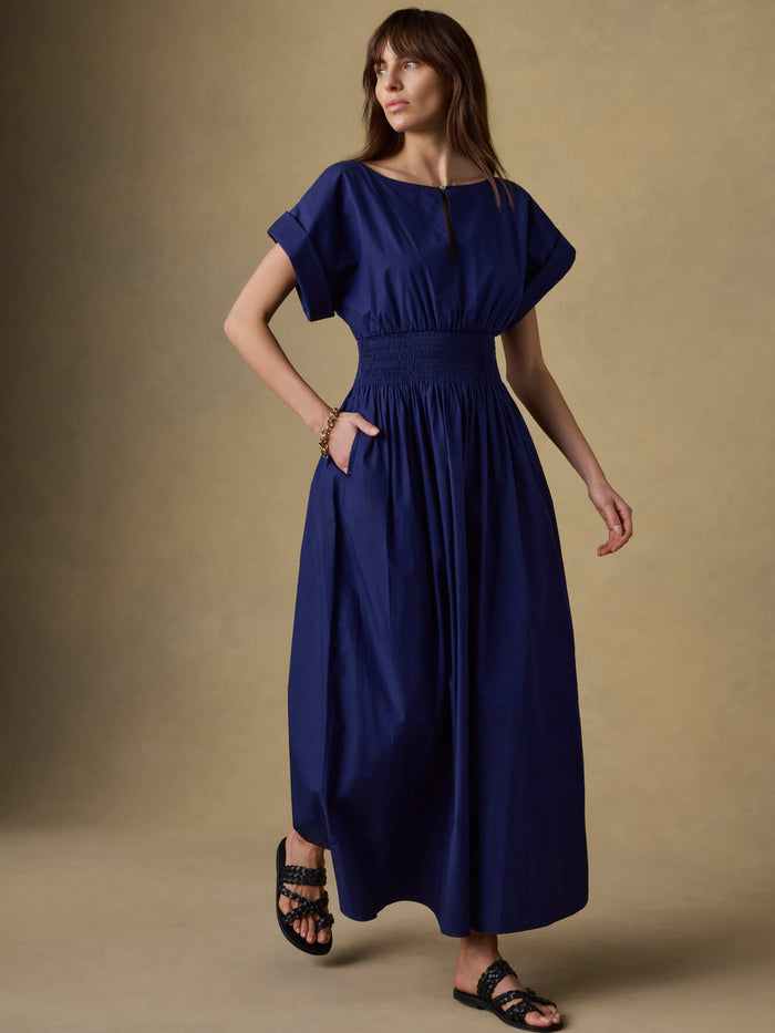 | Coastal Poplin Elia Smocked Dress - Ocean Cavern | Faherty Brand