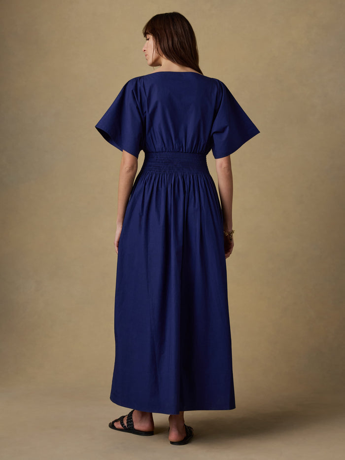 | Coastal Poplin Elia Smocked Dress - Ocean Cavern | Faherty Brand