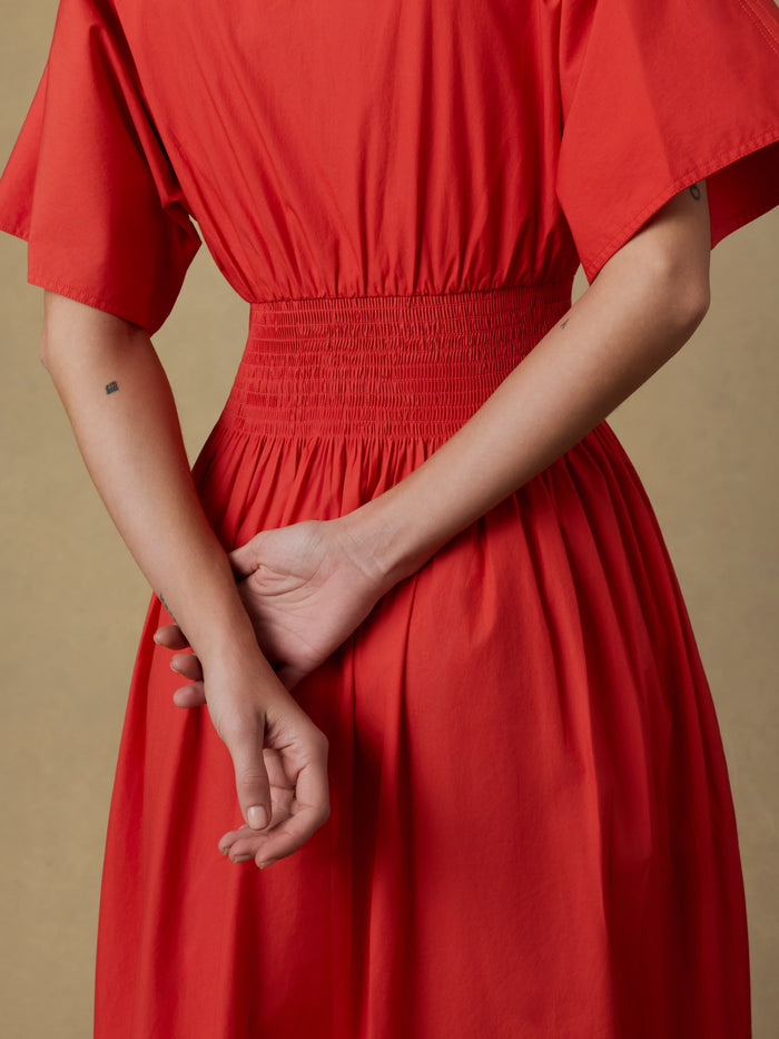 | Coastal Poplin Elia Smocked Dress - Poppy Red | Faherty Brand