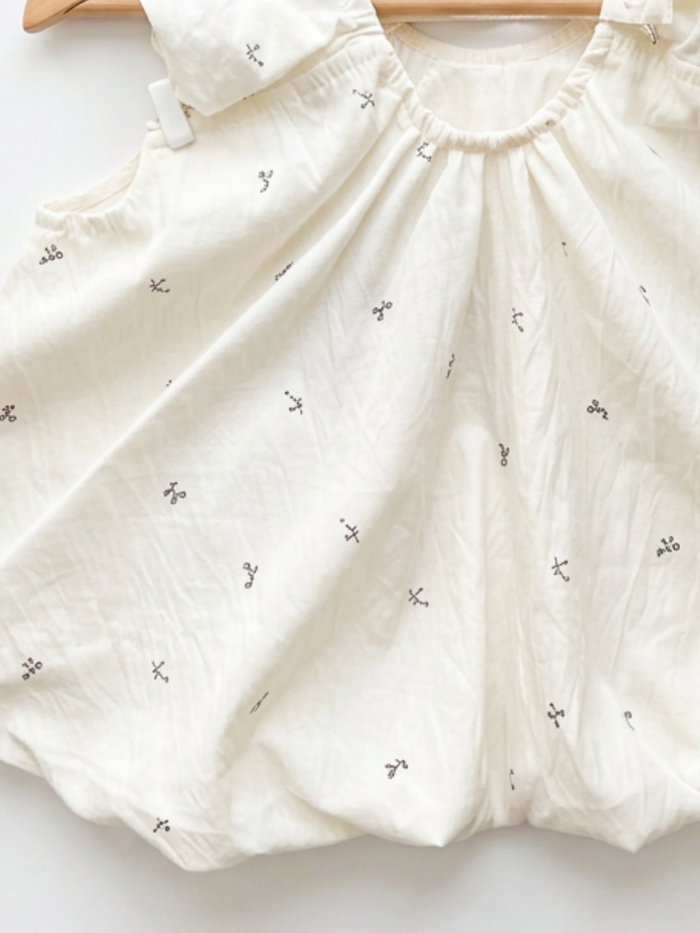 Cream Floral Balloon Top