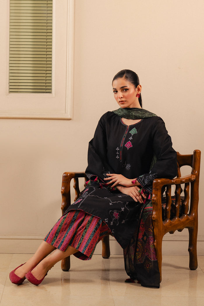 EMBROIDERED LAWN USE-9334
