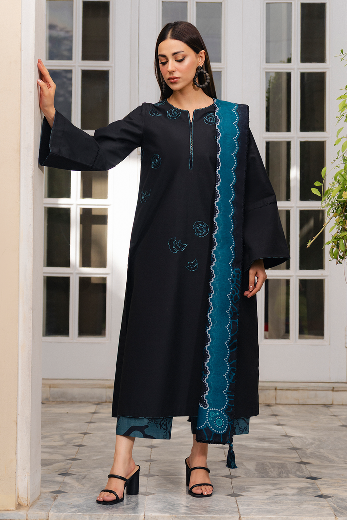 EMBROIDERED LAWN USE-9367