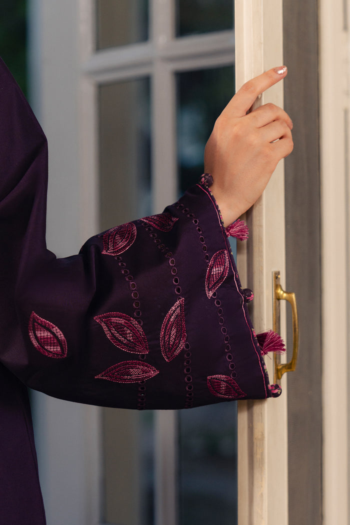EMBROIDERED LAWN USE-9370