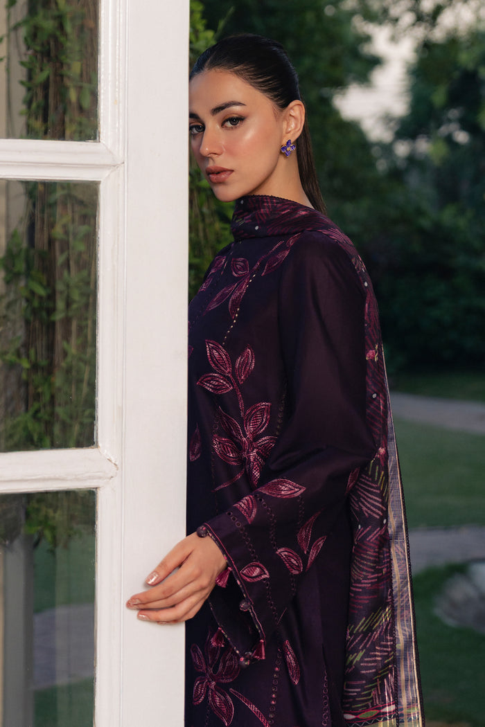 EMBROIDERED LAWN USE-9370