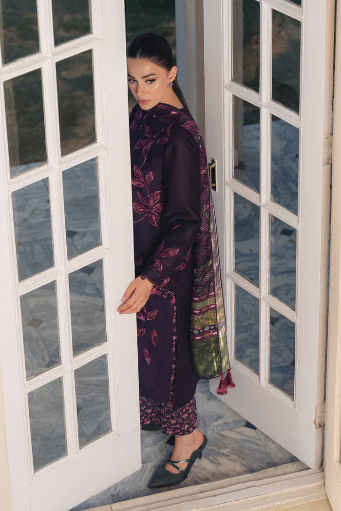 EMBROIDERED LAWN USE-9370