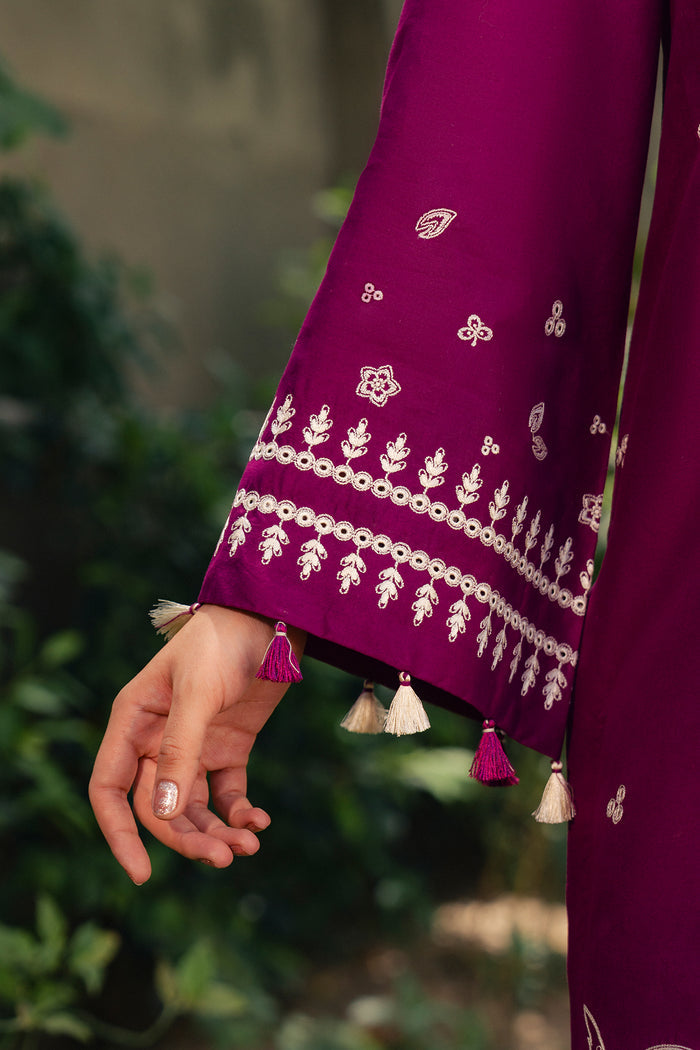 EMBROIDERED LAWN USE-9371