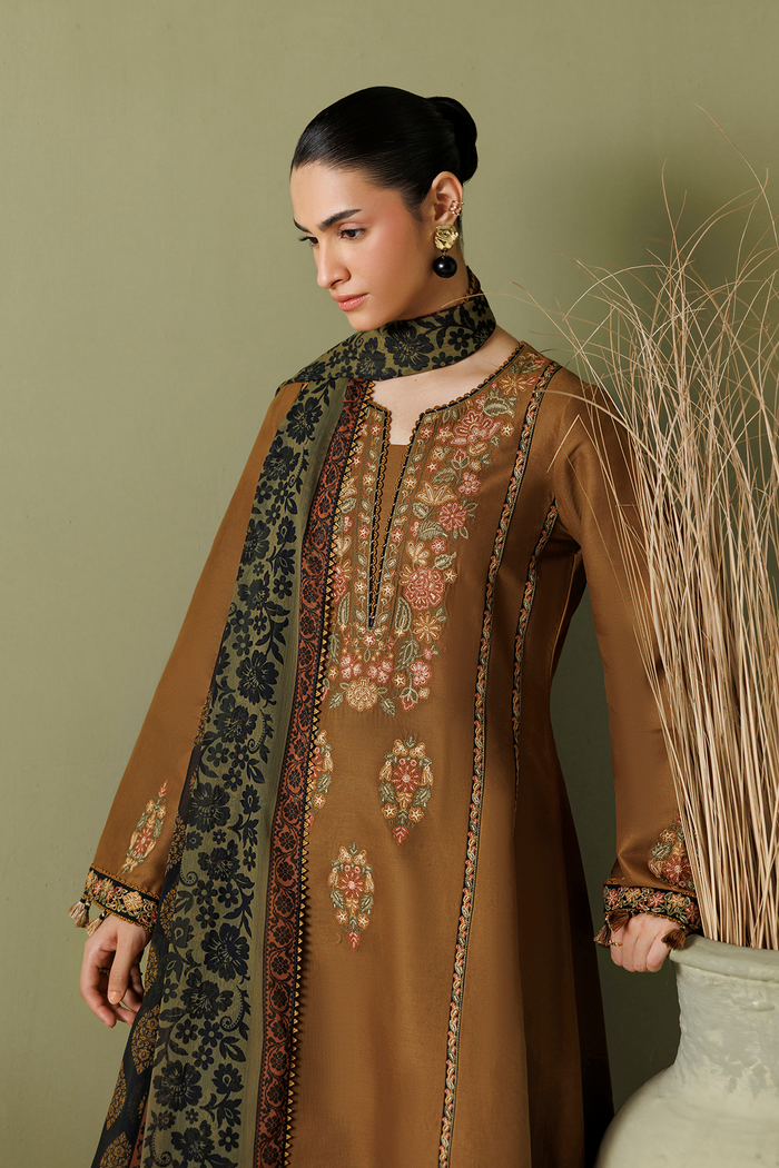 EMBROIDERED LAWN USE-9372
