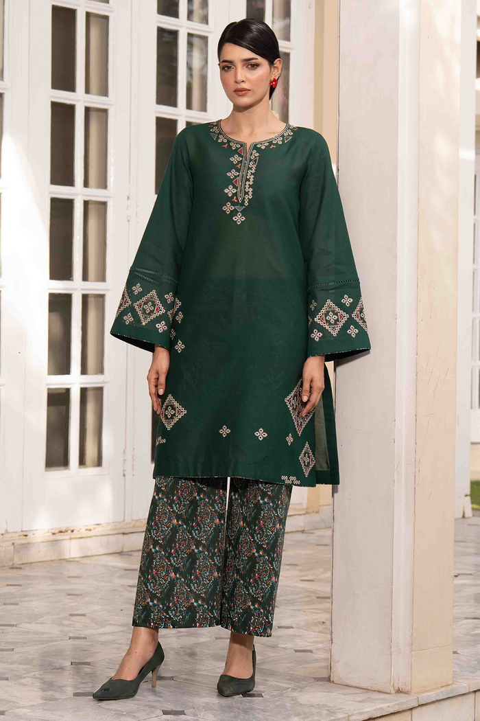 EMBROIDERED LAWN USE-9377