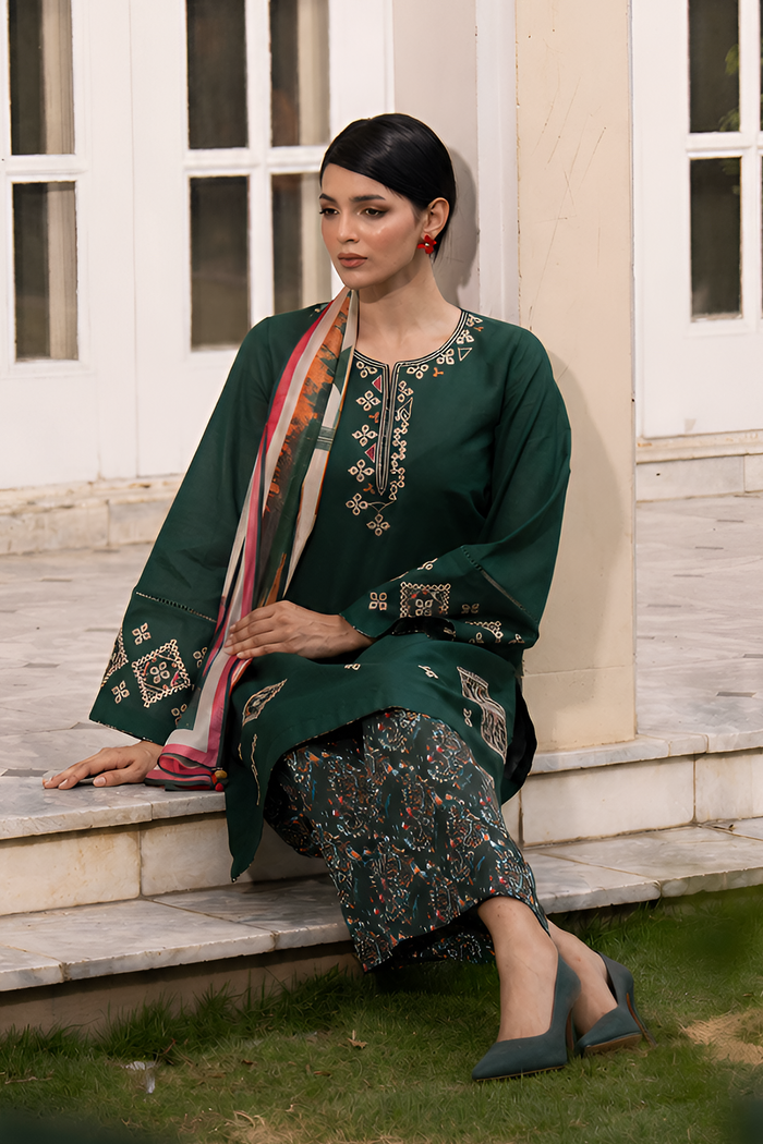 EMBROIDERED LAWN USE-9377