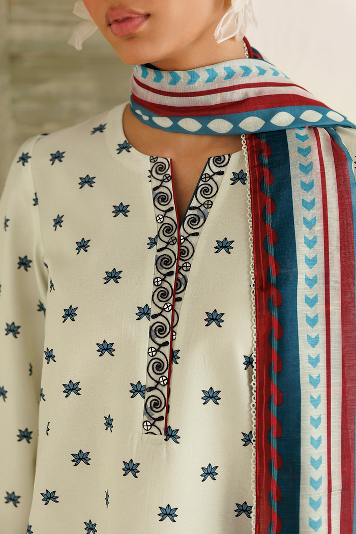 EMBROIDERED LAWN USE-9389