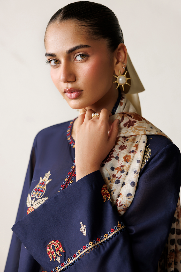 EMBROIDERED LAWN USE-9390