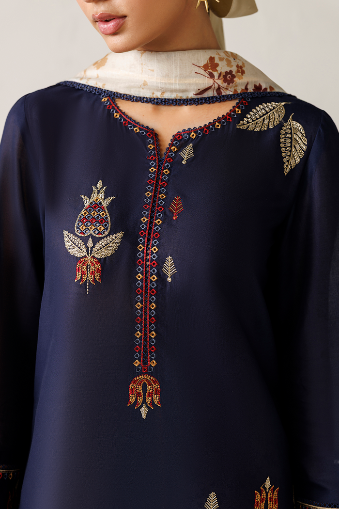 EMBROIDERED LAWN USE-9390