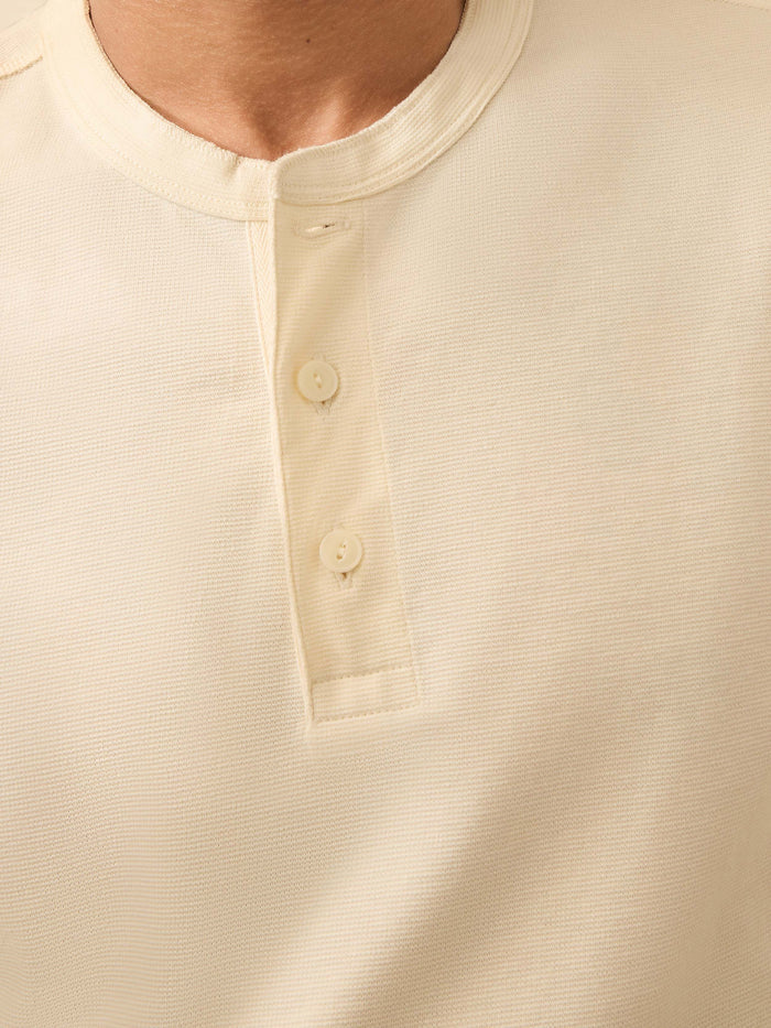 | Long-Sleeve Waffle Henley - Snow | Faherty Brand