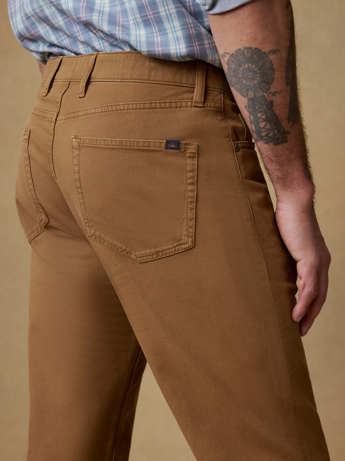 | Reserve Twill 5-Pocket Pant - Kodiak Brown | Faherty Brand