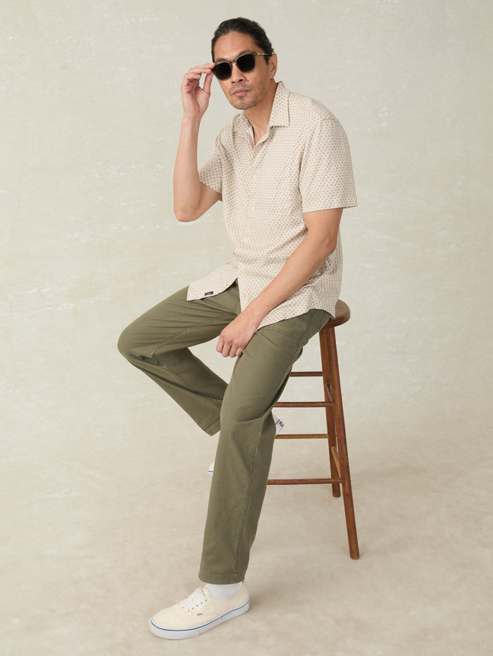 | Short-Sleeve Hermosa Shirt - Island Sand Fishscale | Faherty Brand