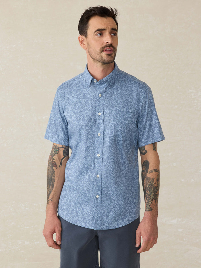 | Short-Sleeve Movement™ Shirt - Horizon Bloom | Faherty Brand