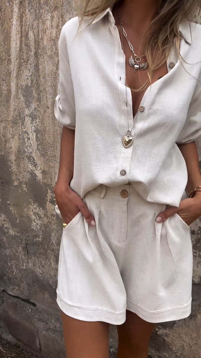 White / S