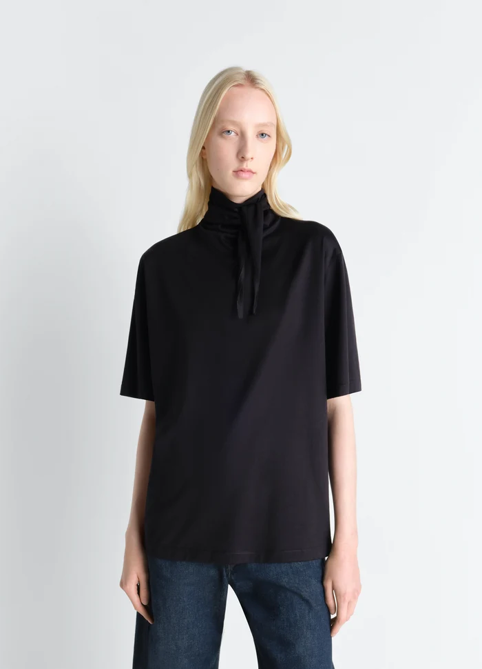 Lemaire T-Shirt with Foulard in Black Cotton Jersey, model shot, Front view Boxy fit stand collar