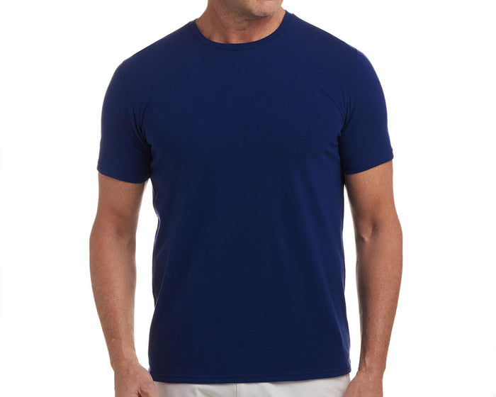 Man wearing Holderness & Bourne Men’s Navy Blue Cotton T-Shirt