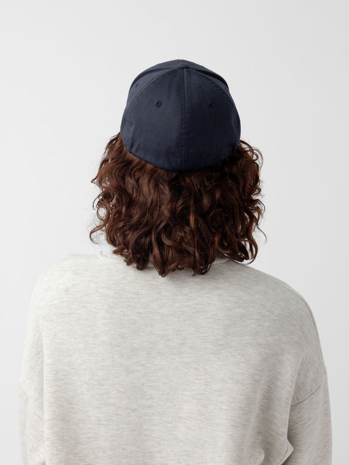Back of woman wearing navy urban classic hat |Color:Dark Navy