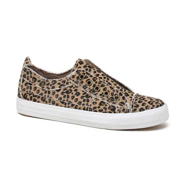Womens Leopard Canvas Slip-on