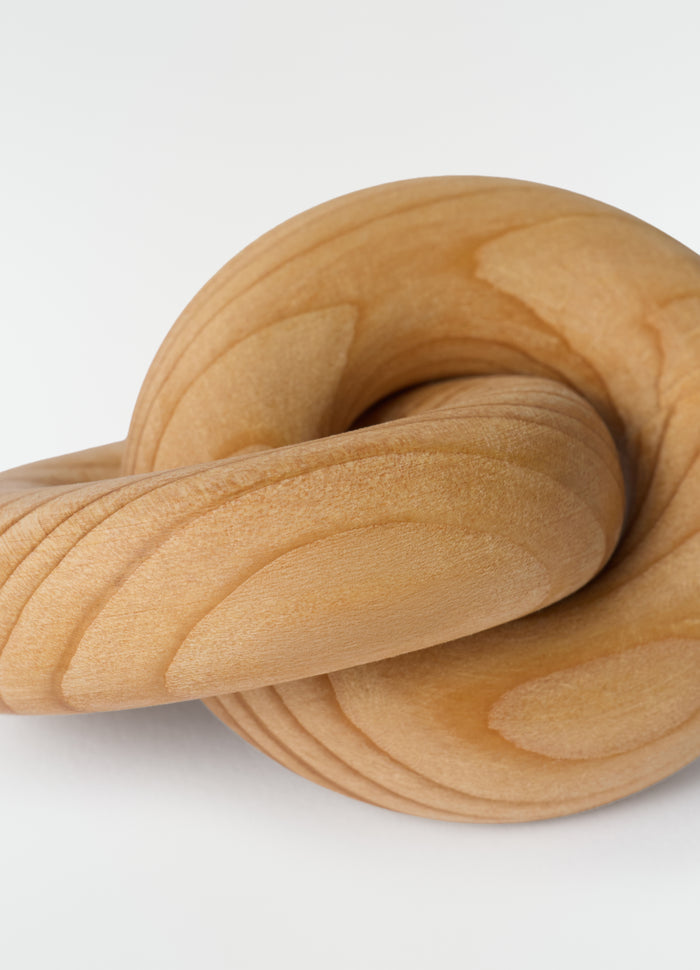 Wood Link Trio XS in natural wood by LEMAIRE close-up detail on plain white background